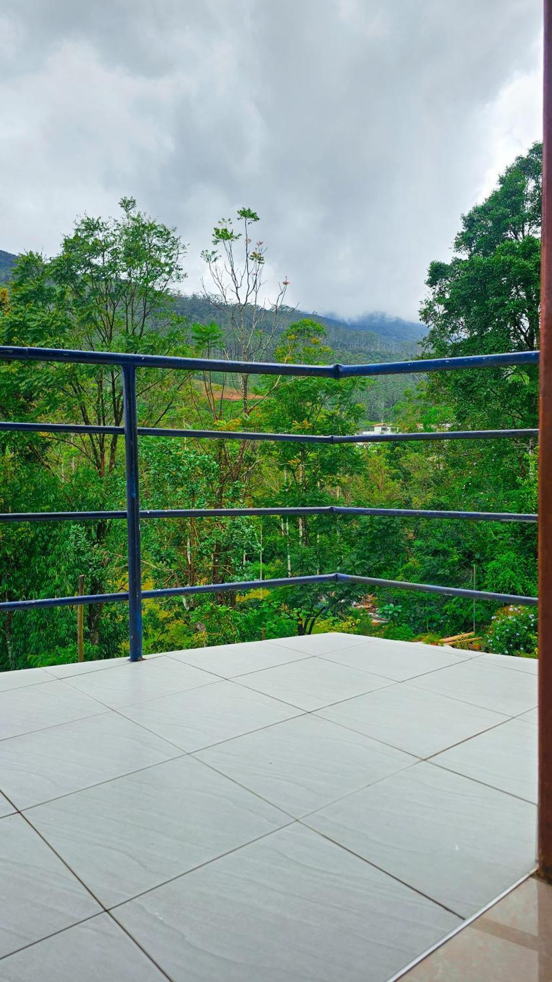 Adams Peak Grand Hotel Nallathanniya Exterior photo