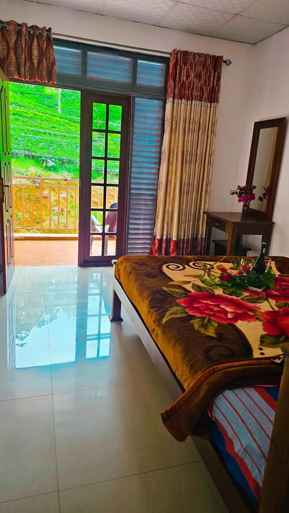 Adams Peak Grand Hotel Nallathanniya Exterior photo