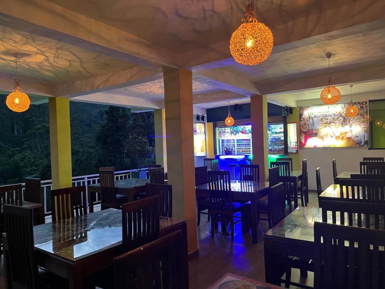 Adams Peak Grand Hotel Nallathanniya Exterior photo