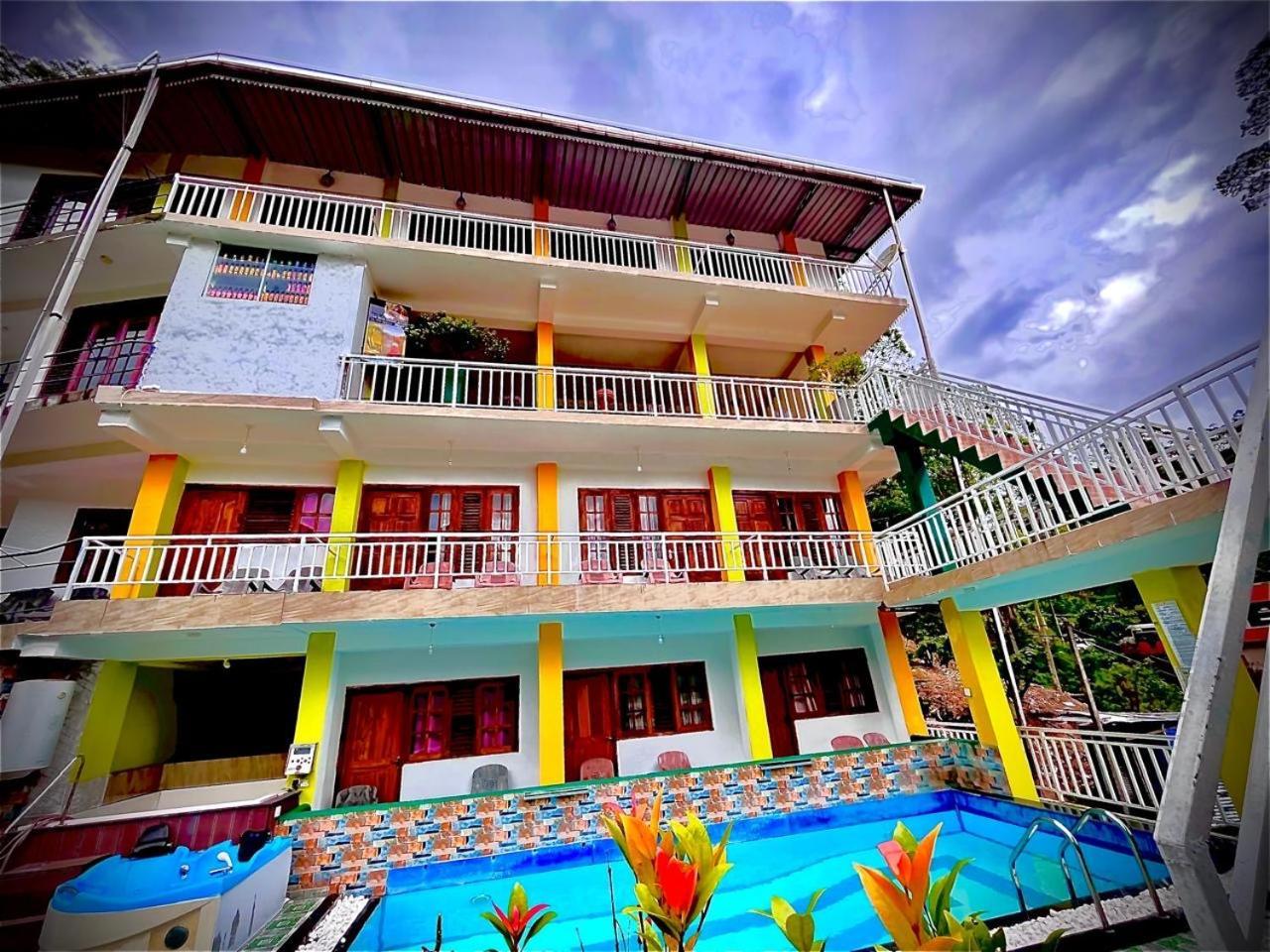Adams Peak Grand Hotel Nallathanniya Exterior photo